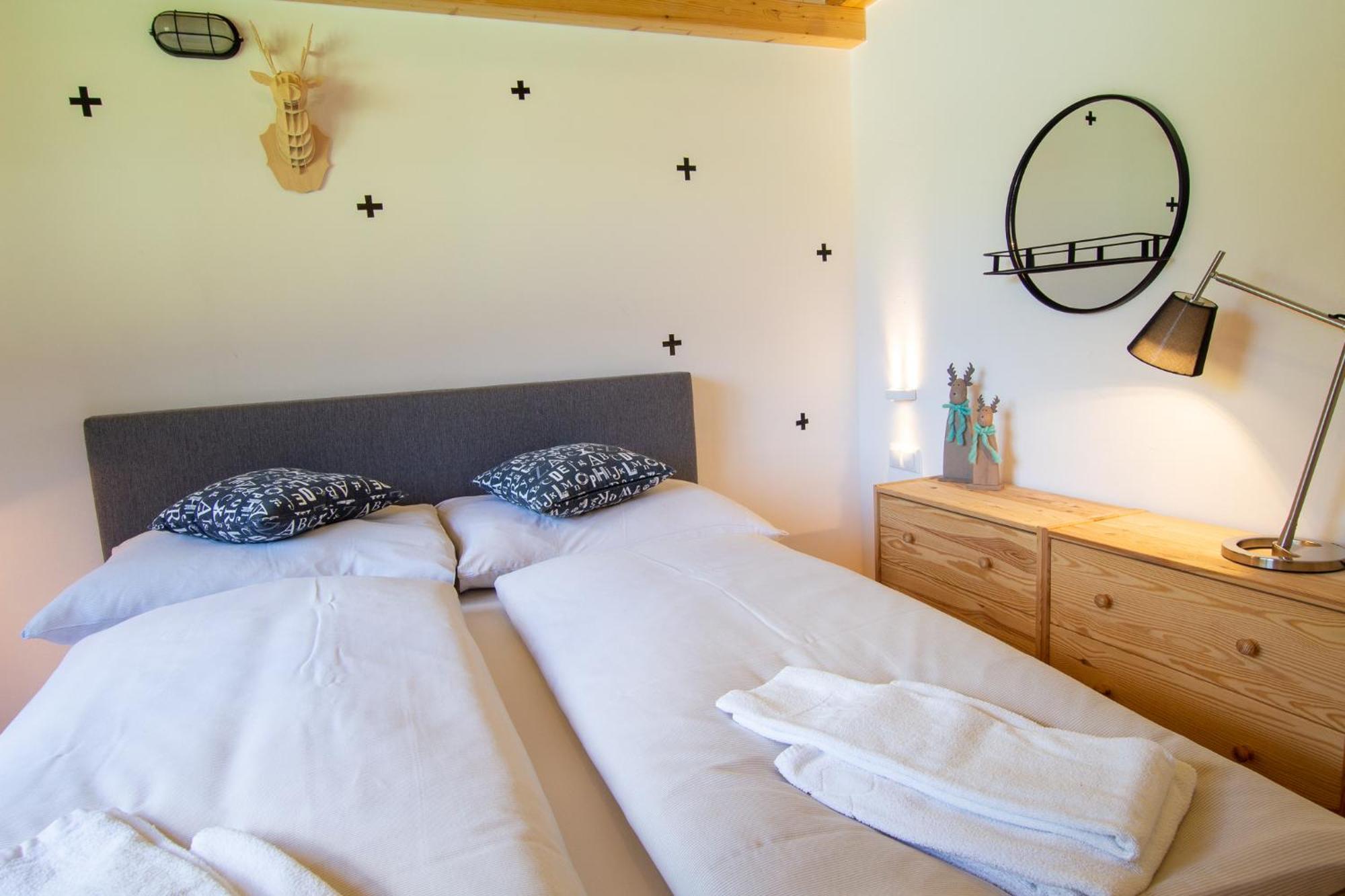 Tauerndorf Enzingerboden Ski In&Out - Steinbock Lodges Exterior photo