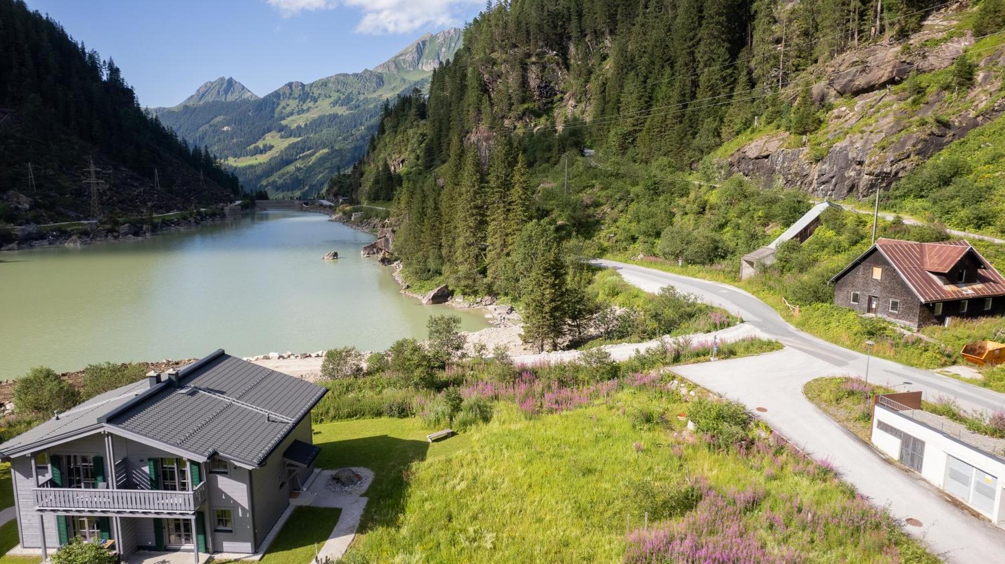 Tauerndorf Enzingerboden Ski In&Out - Steinbock Lodges Exterior photo